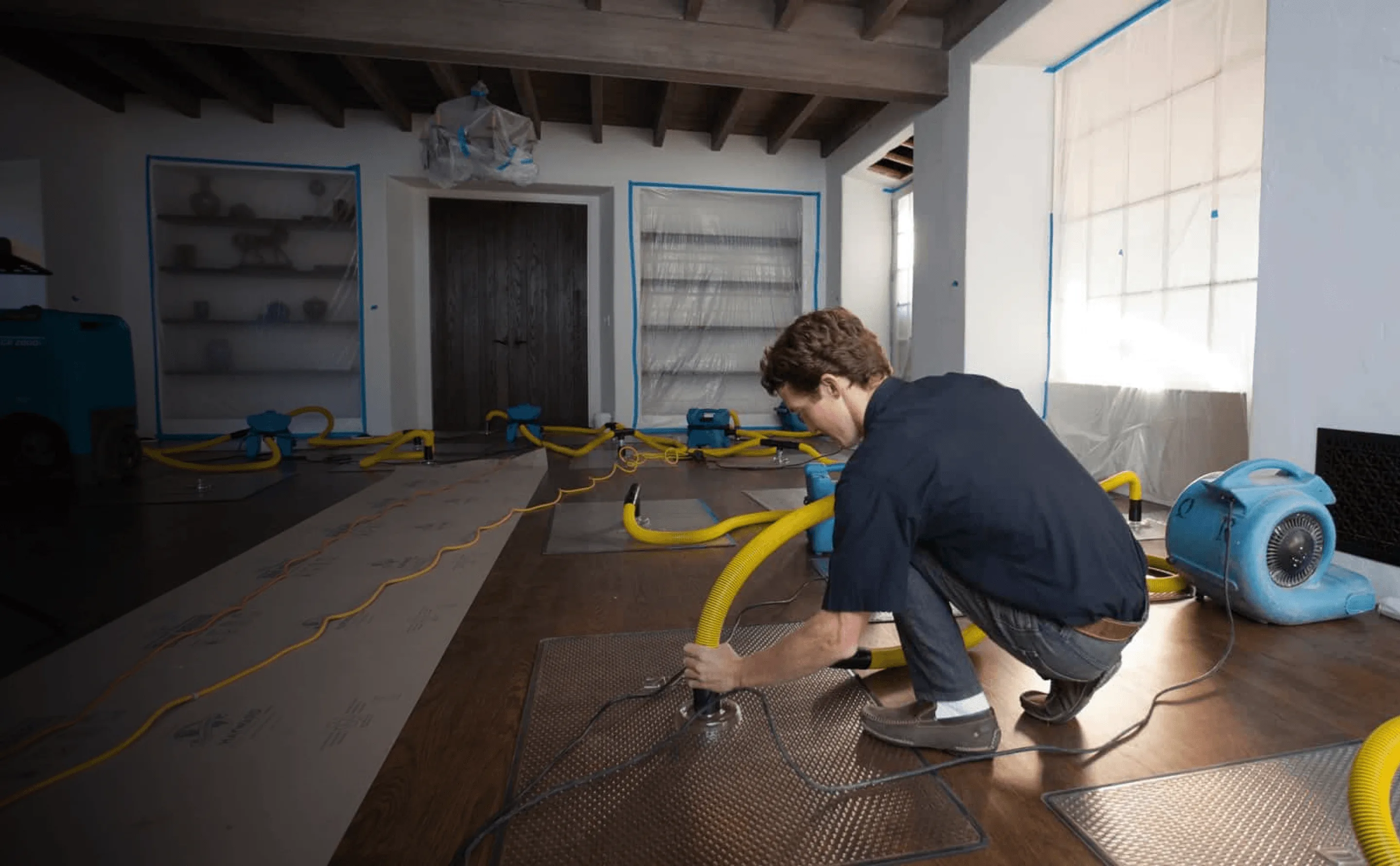 Emergency home restoration service
